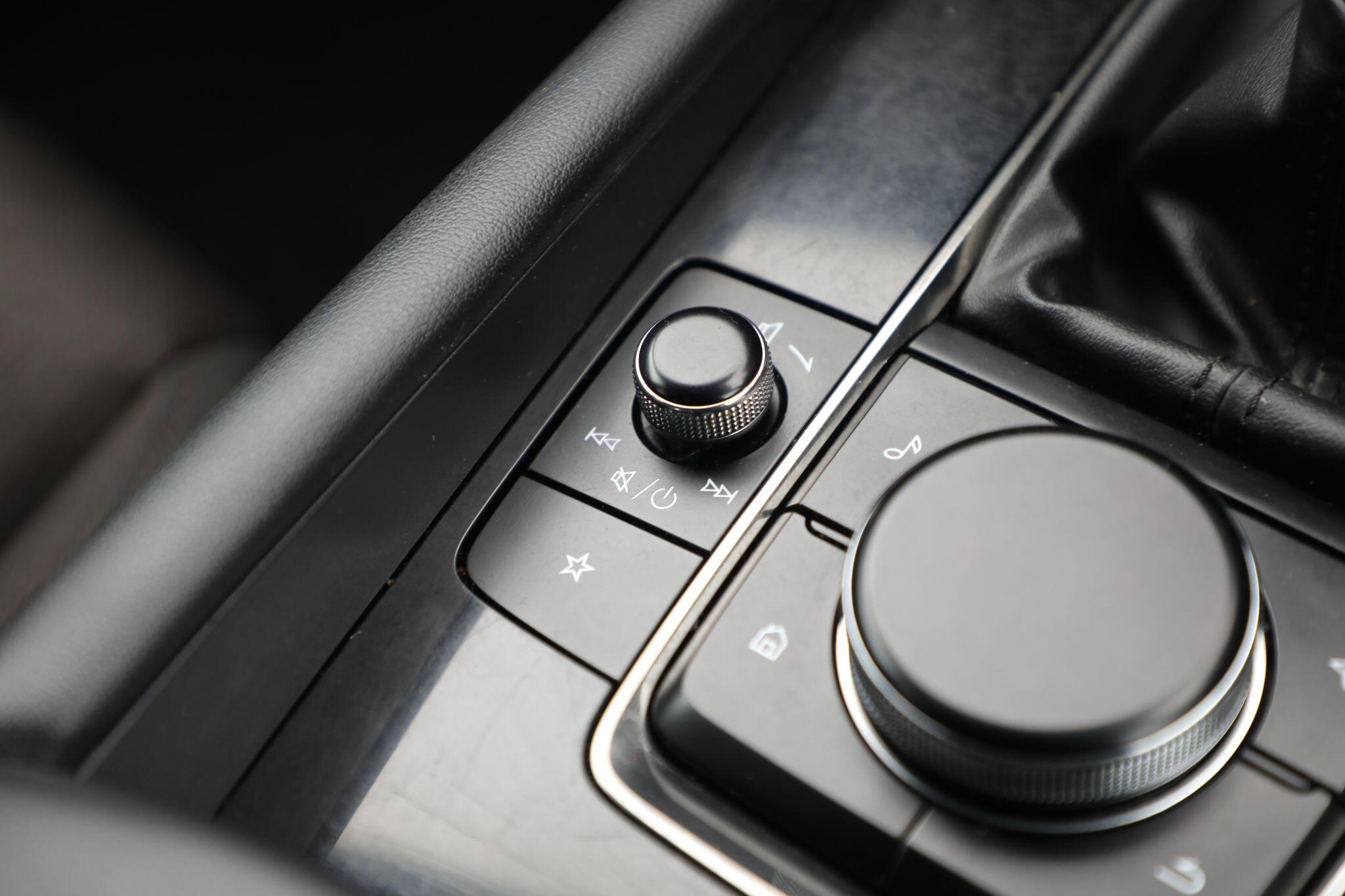 Large vehicle image